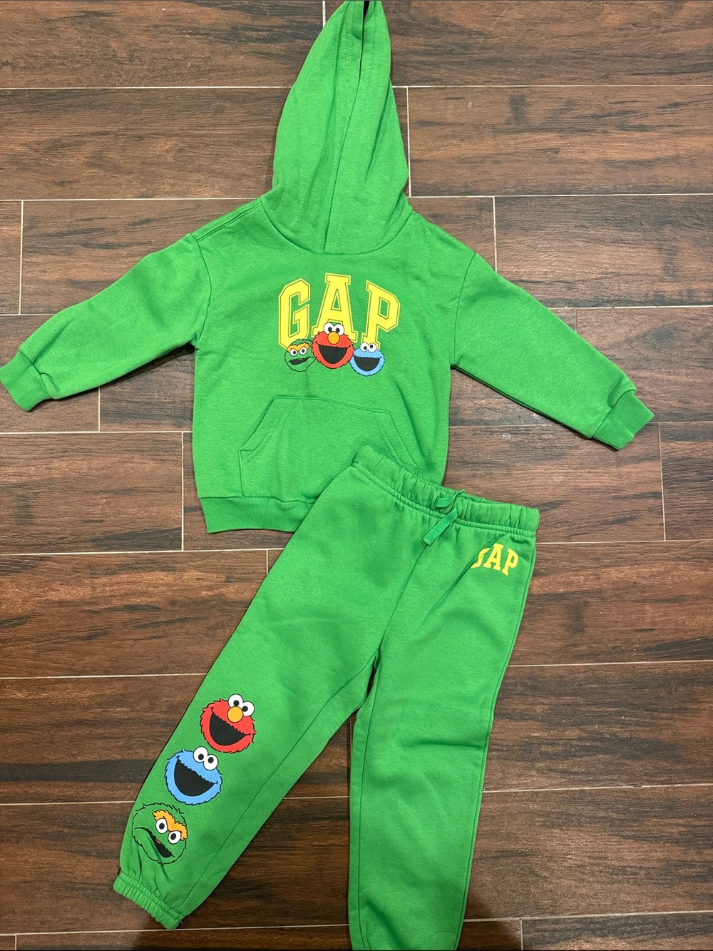 GAP Toddler Sesame Street Sweatsuit